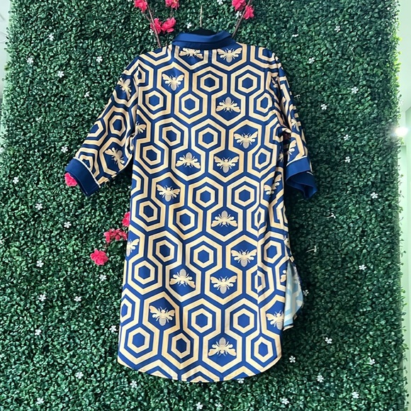 Satin nightgown - Picture 2 of 5